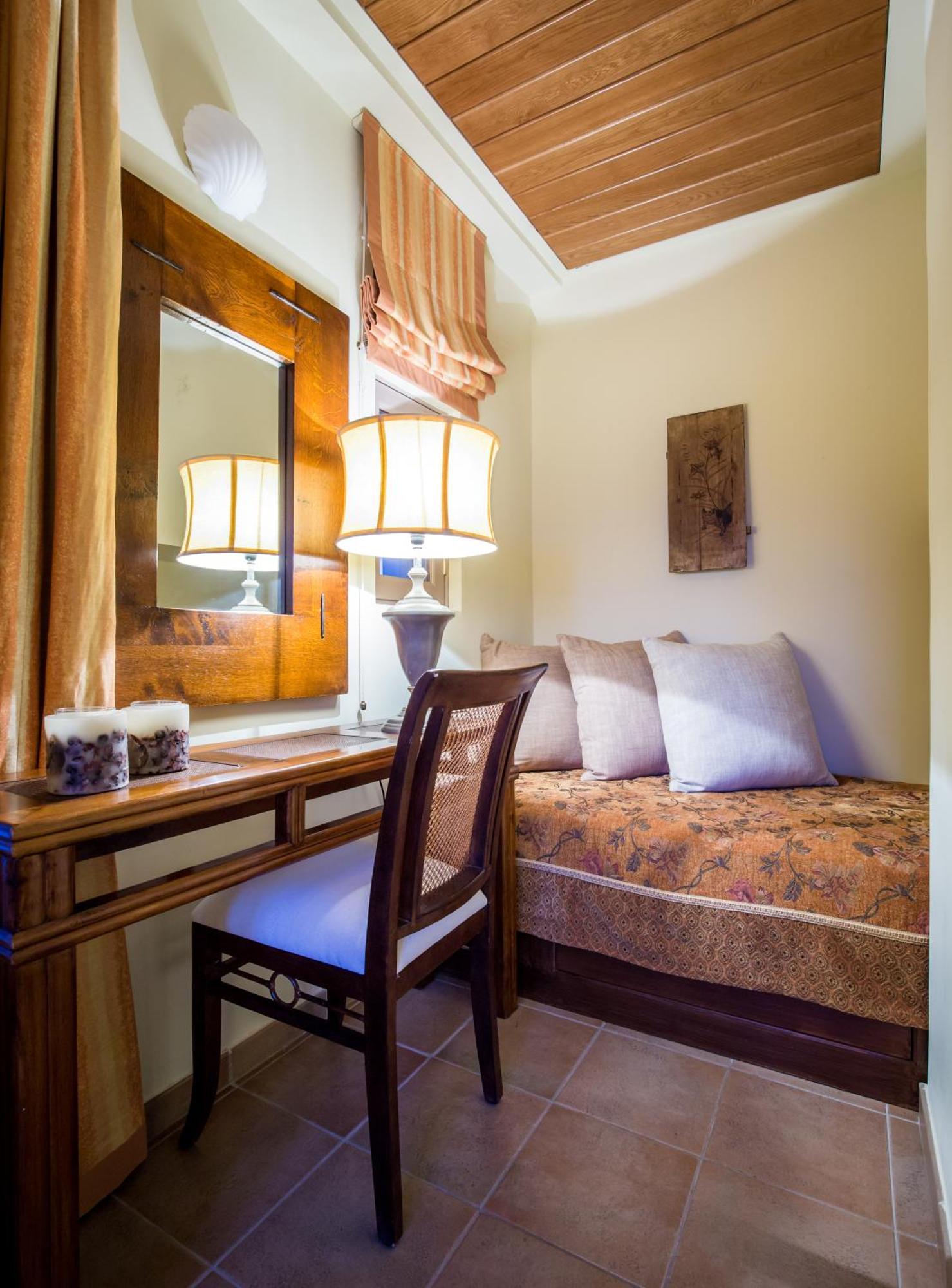 Elia Junior Suite In Epidavros With Shared Pool Nea Epidavros Dış mekan fotoğraf