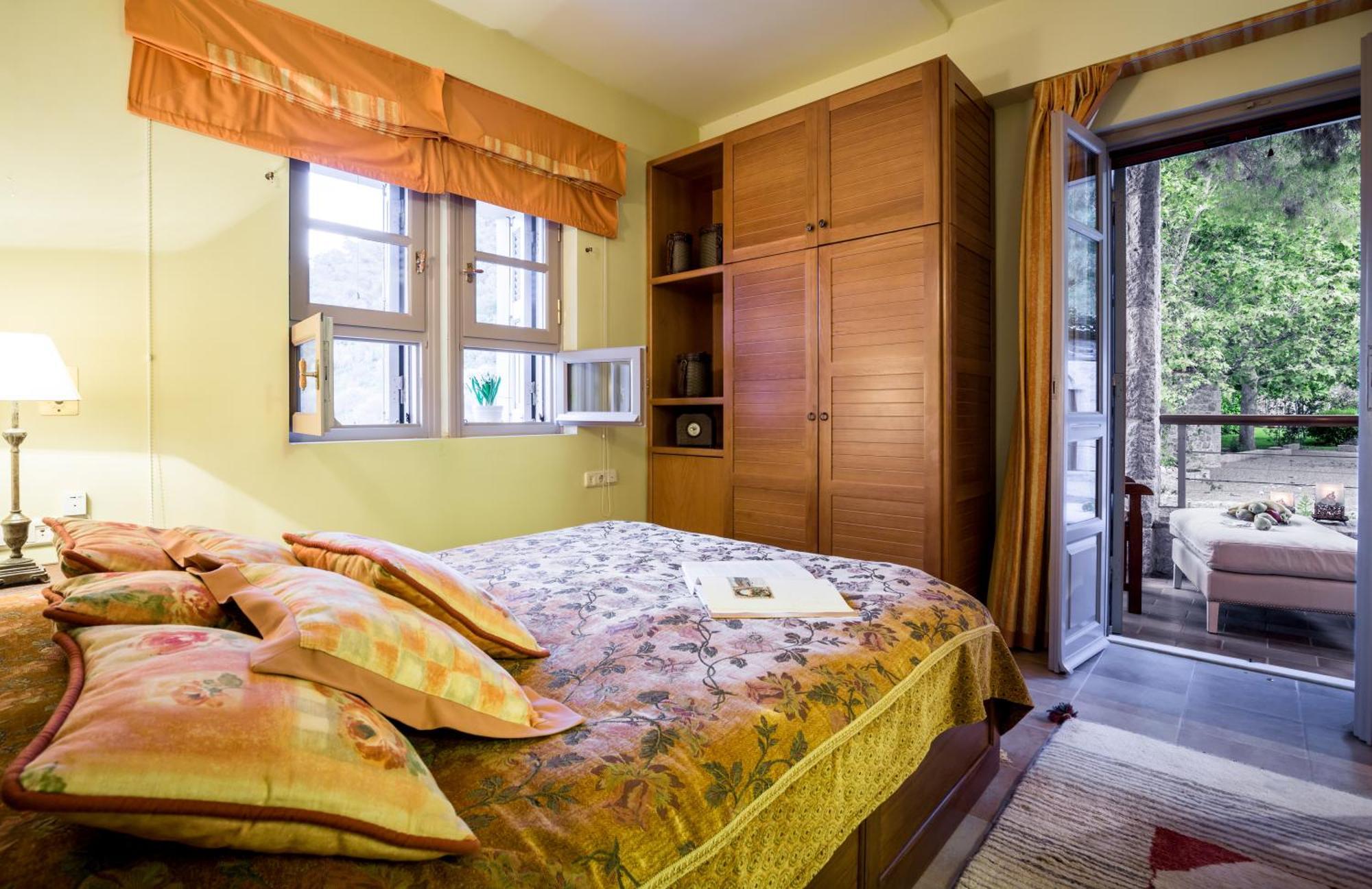 Elia Junior Suite In Epidavros With Shared Pool Nea Epidavros Dış mekan fotoğraf