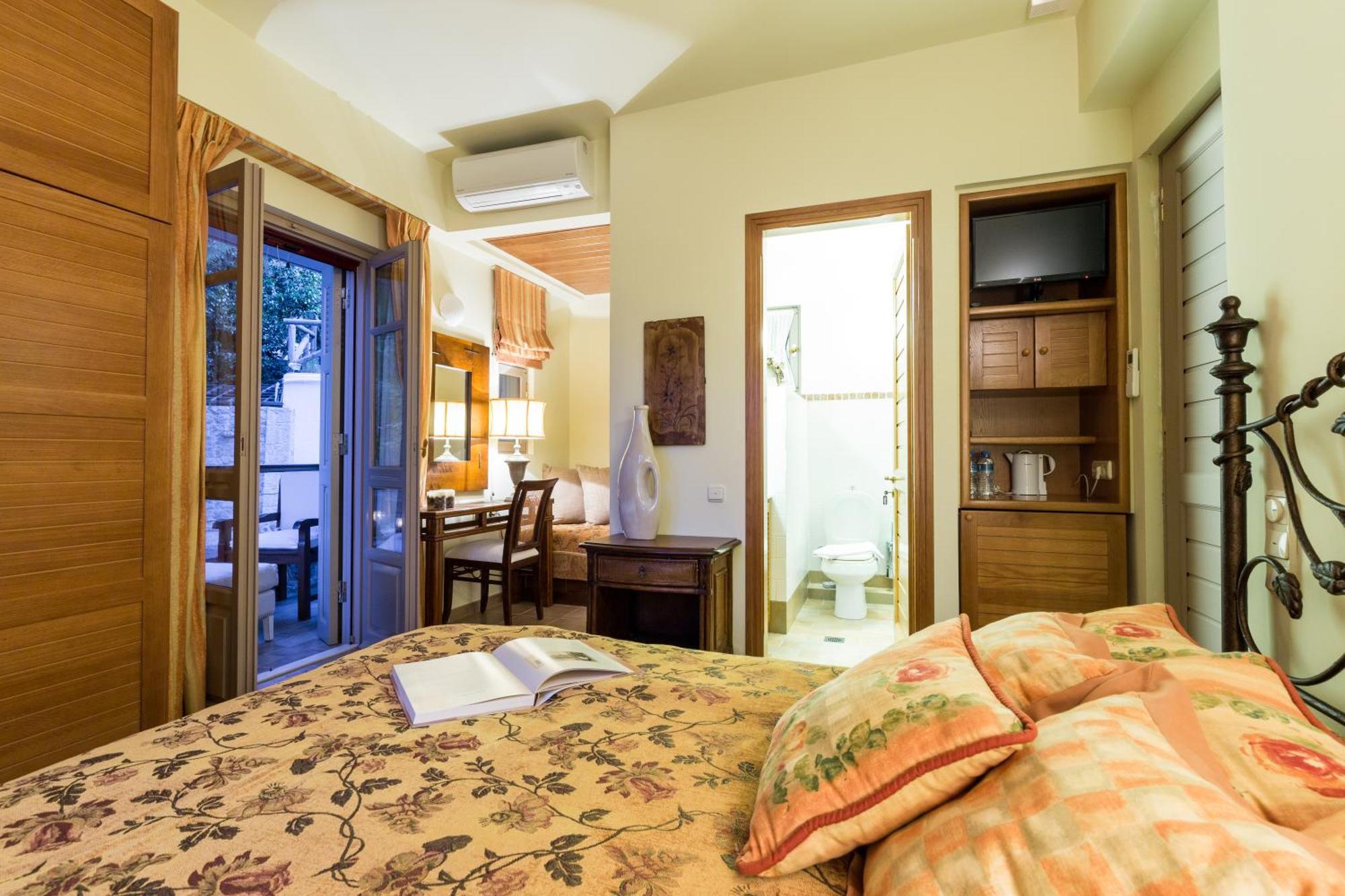 Elia Junior Suite In Epidavros With Shared Pool Nea Epidavros Dış mekan fotoğraf